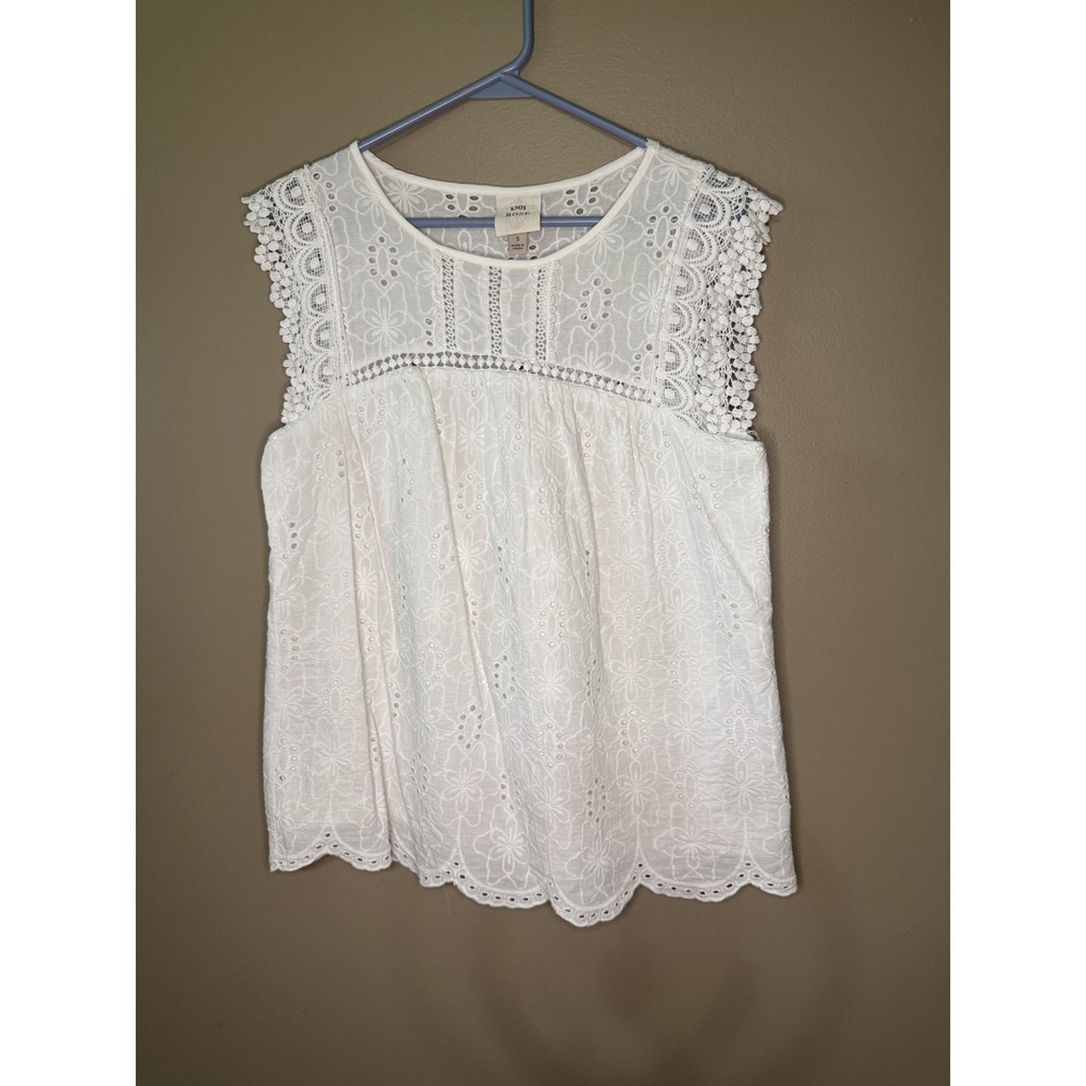 White Knox Rose Eyelet Top